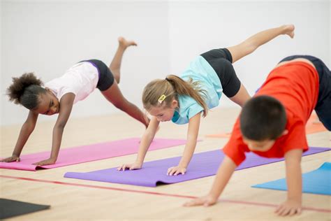 PLAYBuilder activities to stay active inside • Sport for Life