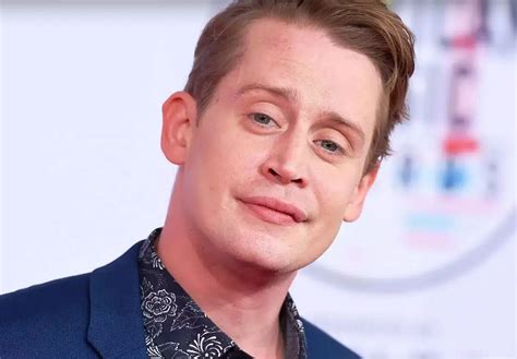 Macaulay Culkin Life, Net Worth, Height, Achievements, Body Measurements - World Celebrity