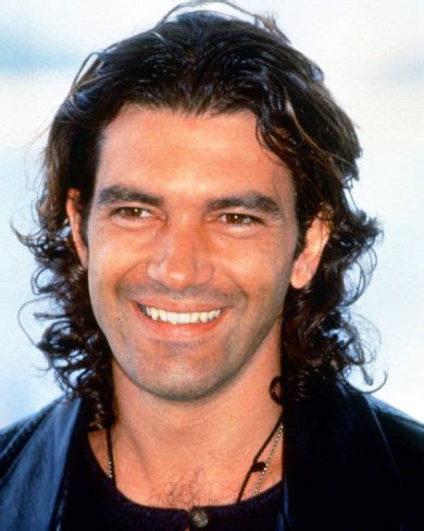 Antonio Banderas Long Hair / Long Hairstyles For Men Your Beauty 411 Long Hair Styles Men Long ...