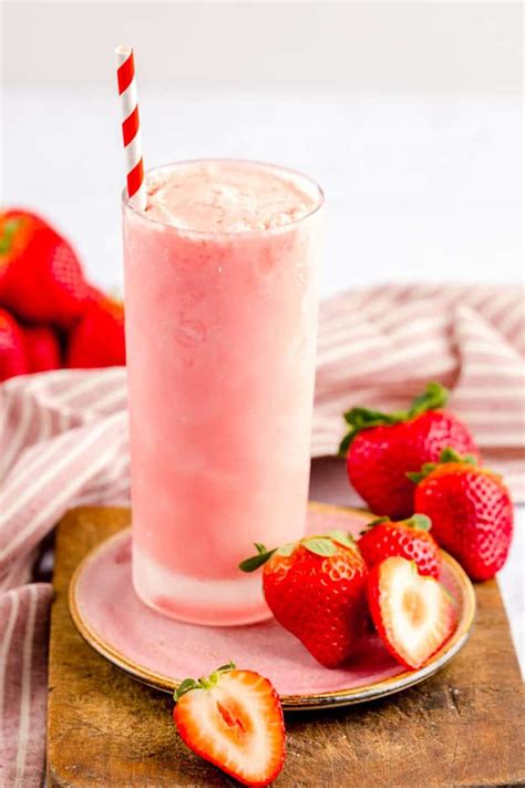 Wendy's Strawberry Frosty - CopyKat Recipes