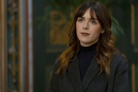 Industry Season 4: Myha'la, Kiernan Shipka, and Miriam Petche Break