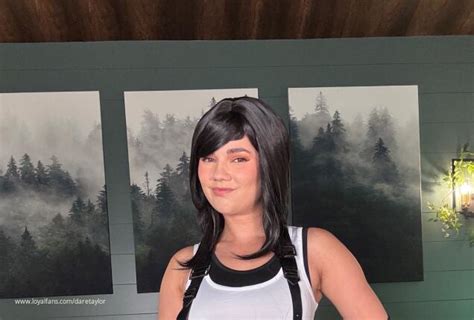 whats your favorite final fantasy? - Dare Taylor Official Photos