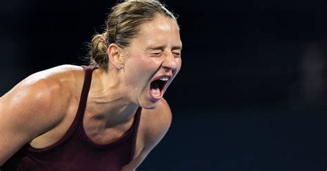 "My sister is sleeping under three blankets": Marta Kostyuk openly