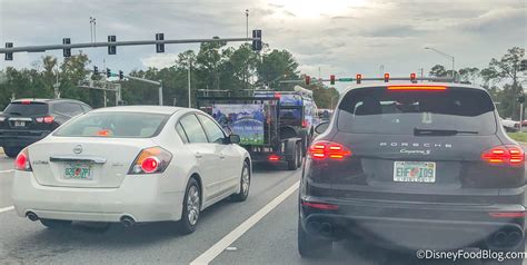 NEW Florida Bill Would Make It Illegal To Hold Phones While Driving