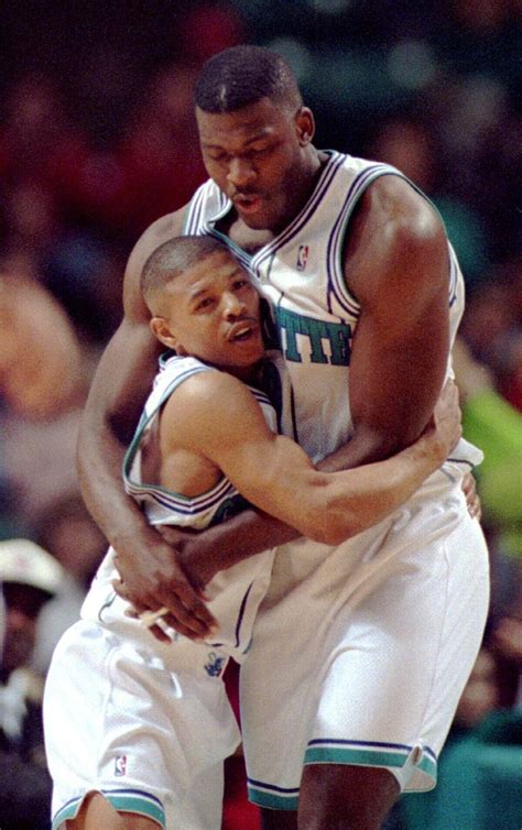 Charlotte Hornets to honor Muggsy Bogues with jersey retirement