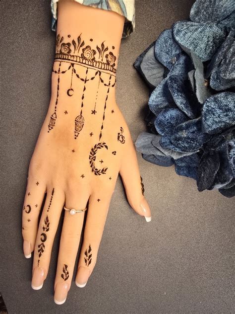 eid henna designs  mehndi aura  tanya
