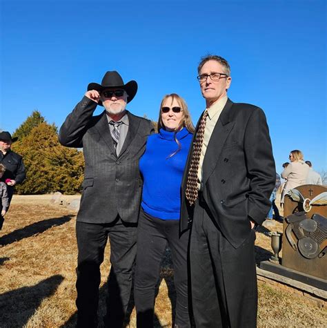 Poems Porn - When I'm ripe,I'm Green When You eat me I'm... | Facebook