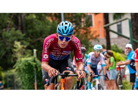 Fesch6 pussy nude i reached out to her and was able to get