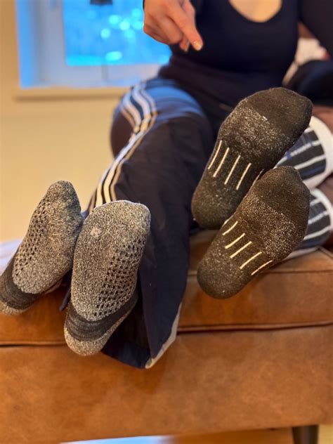 whos socks smell worse   days  skiing    moms