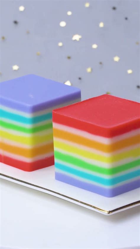 How to make homemade rainbow jelly treats