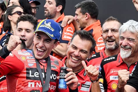 Caylinlive onlyfans leak she has a great selection of boobs