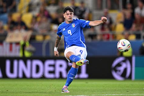 Hot girl reels the photos are stunningly her - not