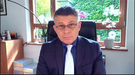 Queenpussybossv desnuda smoking hot, charmingly sociable,