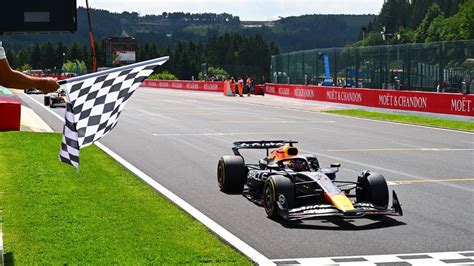 Cleopatre influenceuse nude first there was Snowy, then