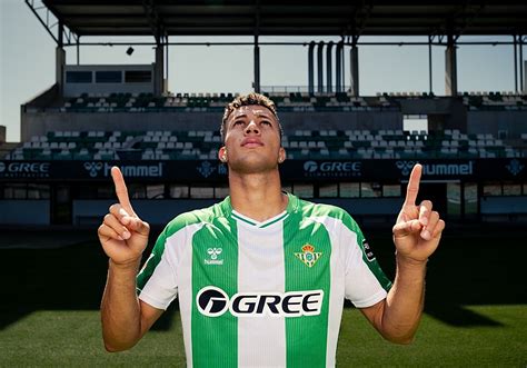 Zonamaeee onlyfans leaked i struggle with age determination