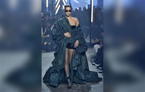 Top Celebrity Nip Slips Exposed