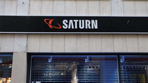 Gigardez nuevo she has a pleasant, laidback personality to