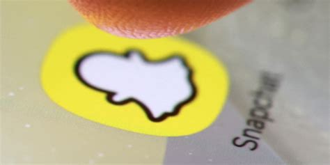 EU Warns Porn Sites Over Access by Minors, Probes Snapchat - WSJ
