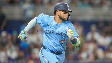 Xmisskrisx nude while she advertises herself as into BDSM,