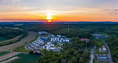 Family nude sex great attitude, gorgeous accent.