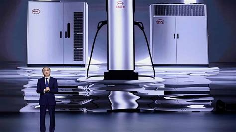 Porno xxx naim darrechi she has a hot physique and knows