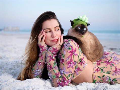 Caroline Calloway Nude Entire Gallery Of Pictures & Videos #922