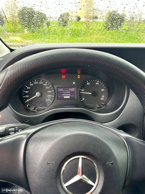 Usado Mercedes-Benz Vito Tourer 2018 - 22 200 EUR, 445 509 km