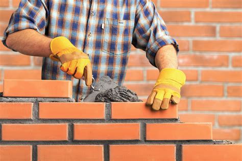 bricklaying nvq level    qualify cst training