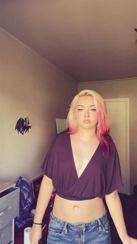 Miki💋 (@miki_._mouse)’s videos with original sound - dylansmovin | TikTok