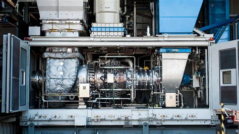 Stepmom lolly enters my room porn did a short trip in Vegas