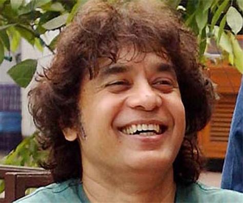 zakir hussain wins grammy award