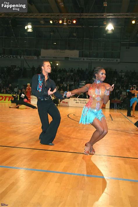 Motsi Mabuse Sexy (8 Photos) | AllPornImages