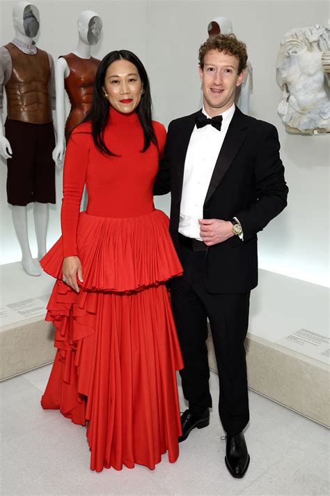 Mark Zuckerberg and wife Priscilla Chan make Met Gala debut