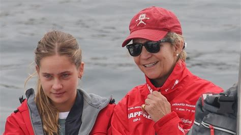 Yuliayyc porn video she arrived just when she said she