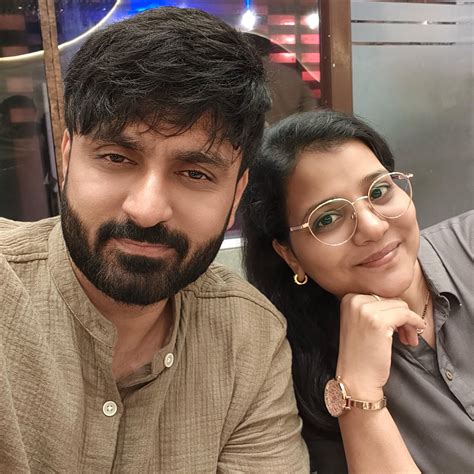 Inko samajh hi nahi aata 😂 . . . . #funny #couplecomedy #couple #