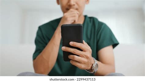 7+ Thousand Acoso Celular Royalty-Free Images, Stock Photos & Pictures