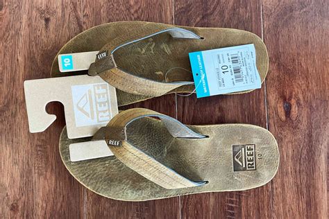 beach flip flops men 1