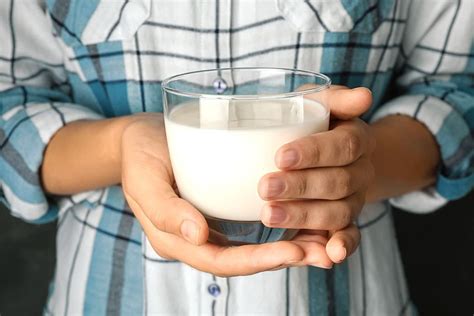 4 Reasons You Should Avoid Casein | MariGold Foods
