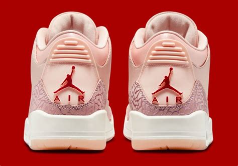 Air Jordan 3 "Valentine" Store List HJ0178-600 | SneakerNews.com