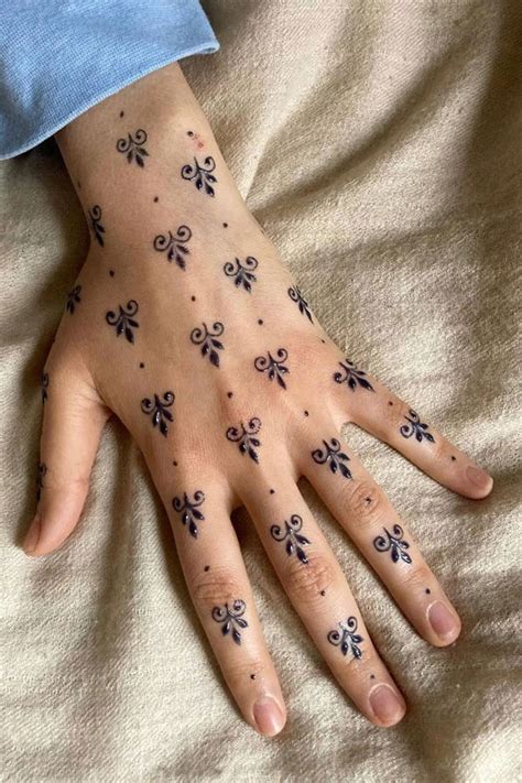 beautiful henna designs cute simple pattern henna  fab mood