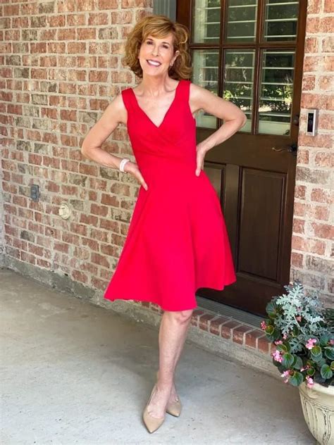 50th Birthday Outfit Ideas: 20 Styling Tips for Big Day | Birthday ...