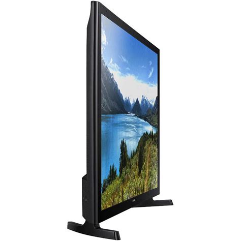 Samsung 32-Inch 720p LED TV 2015 Model UN32J4000 with Cleaning Bundle ...