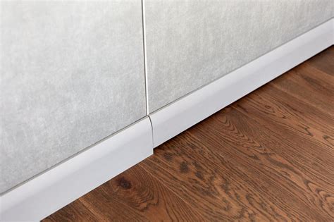 Оформление скрытых дверей плинтусом - блог сайта Ultrawood.ru