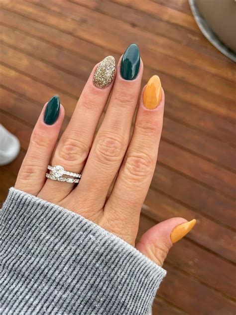 Fall nails | Fall gel nails, Cute gel nails, Nail designs