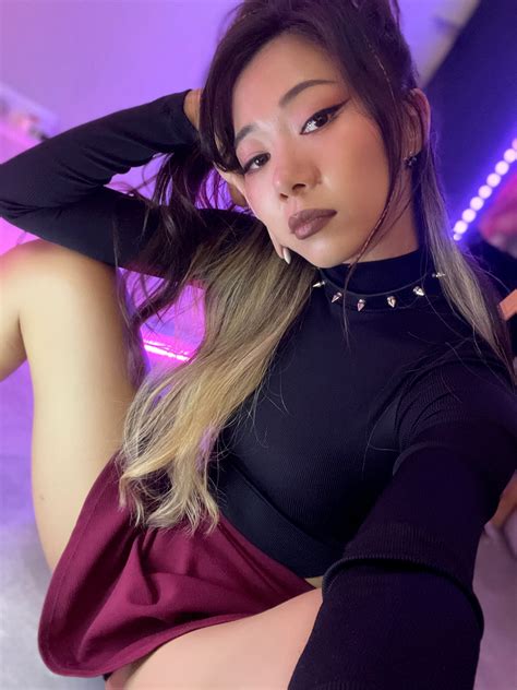 Waiting when You’ll sub me 😾 - Panterochka | Boosty
