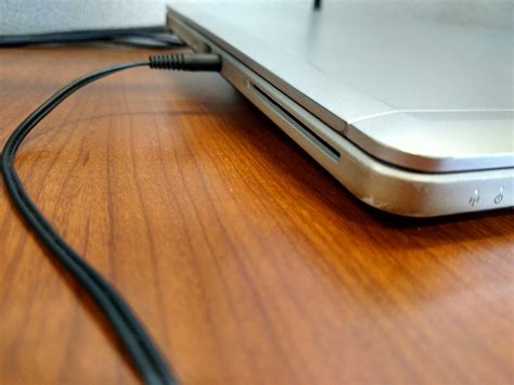 Strange Clicking Noise In Headphones – benjf.com