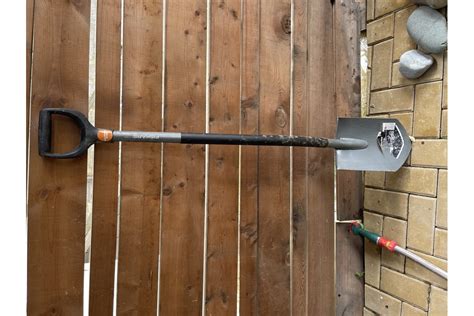 Штыковая лопата Fiskars Solid PROF 1050649: цена, описание ...