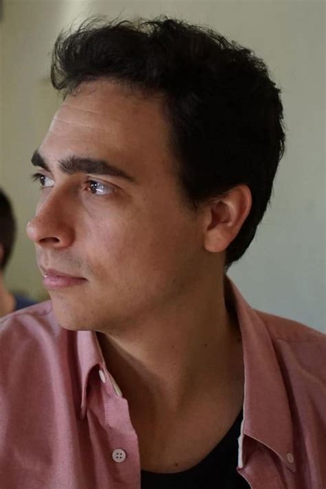 Dustin Hahn - About - Entertainment.ie