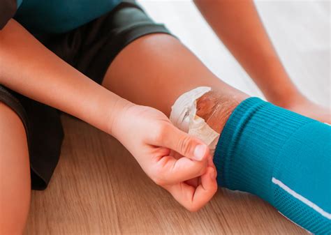 Stronger cloth adhesive for medical use will be available soon 33