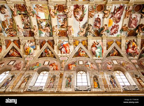 Sistine chapel michelangelo ceiling hi-res stock photography and images